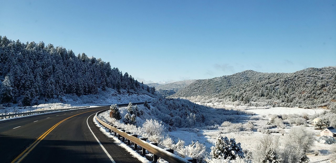 כביש מהיר בשלג