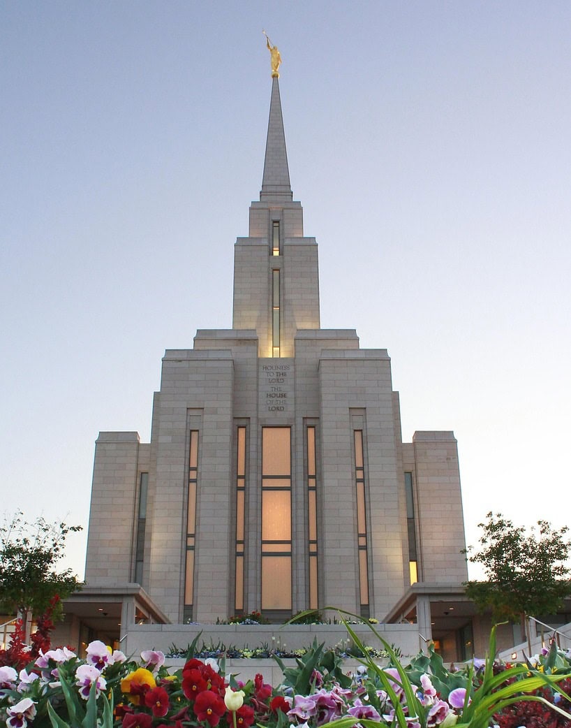 מקדש הר אוקיר Oquirrh Mountain Utah Temple בסאות' ג'ורדן